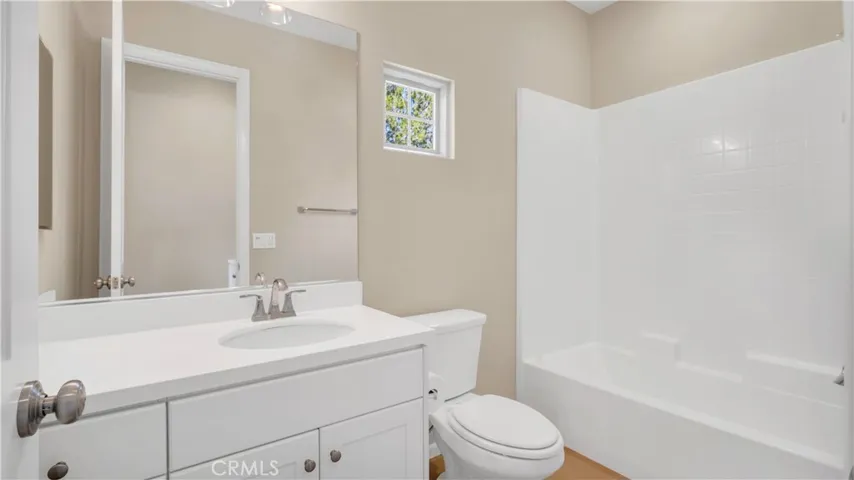 3rd Level Jr Ensuite