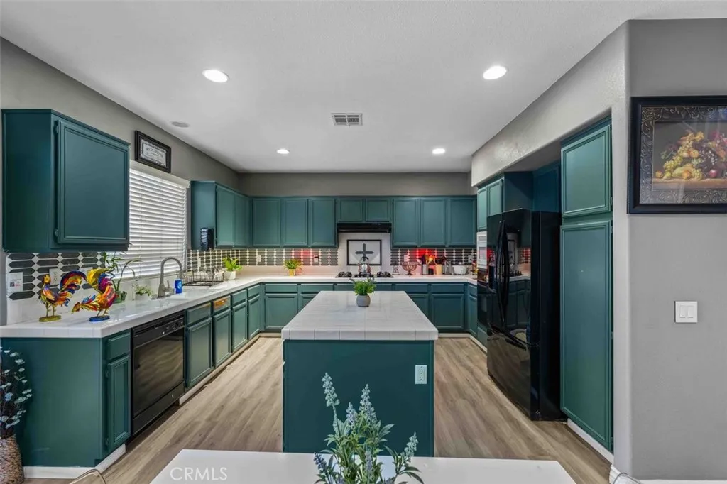 13415 Varsity, Moreno Valley, California 92555 home-pic-5