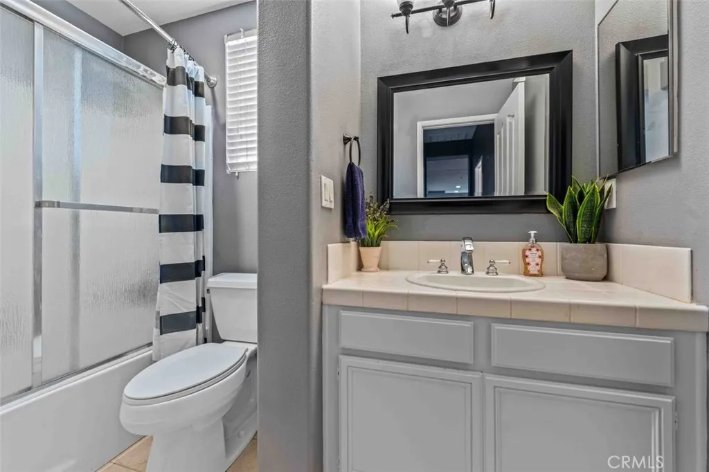 13415 Varsity, Moreno Valley, California 92555 home-pic-7