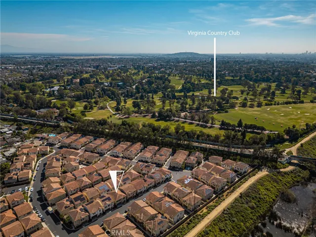 Extremely close proximity to Virginia Country Club