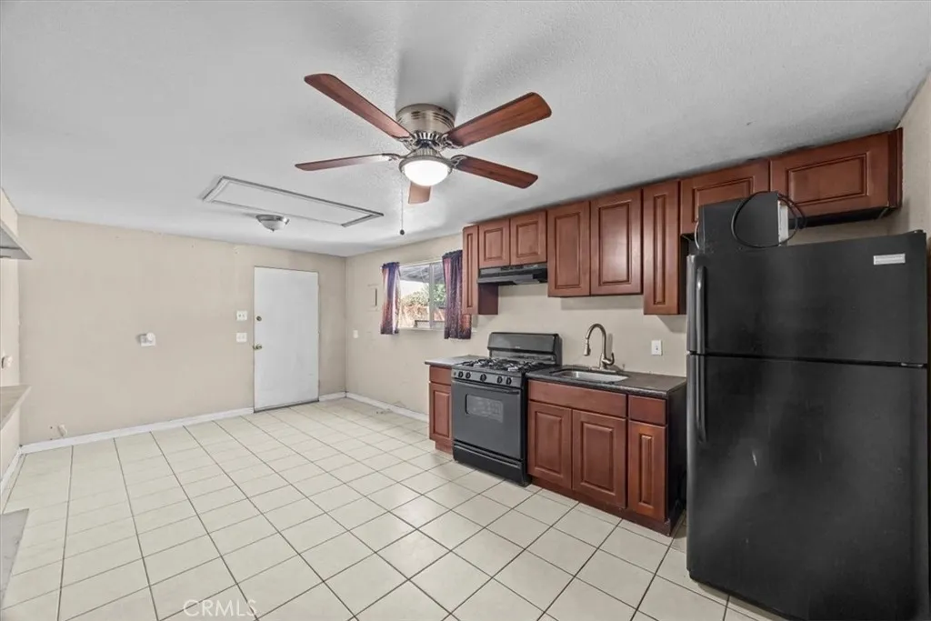 1484 Sheridan Rd, San Bernardino, California 92407 home-pic-13
