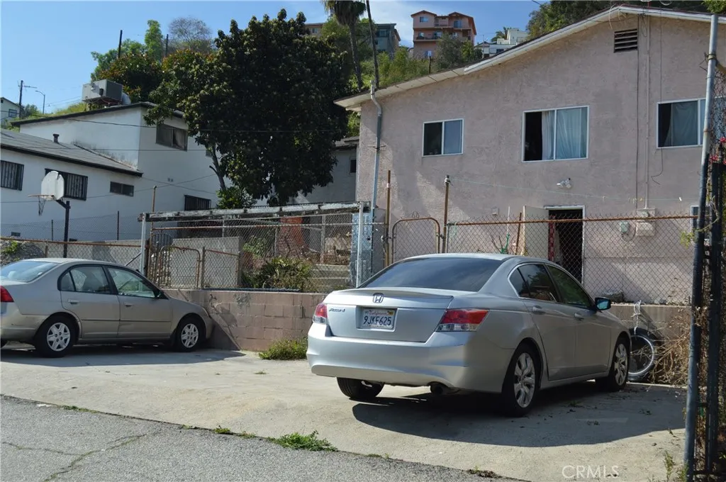 5090 Ithaca, Los Angeles, California 90032 home-pic-17