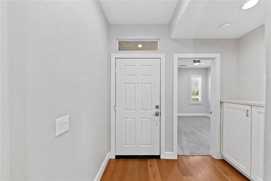 24463 Roses Court, Corona, California 92883 home-pic-4