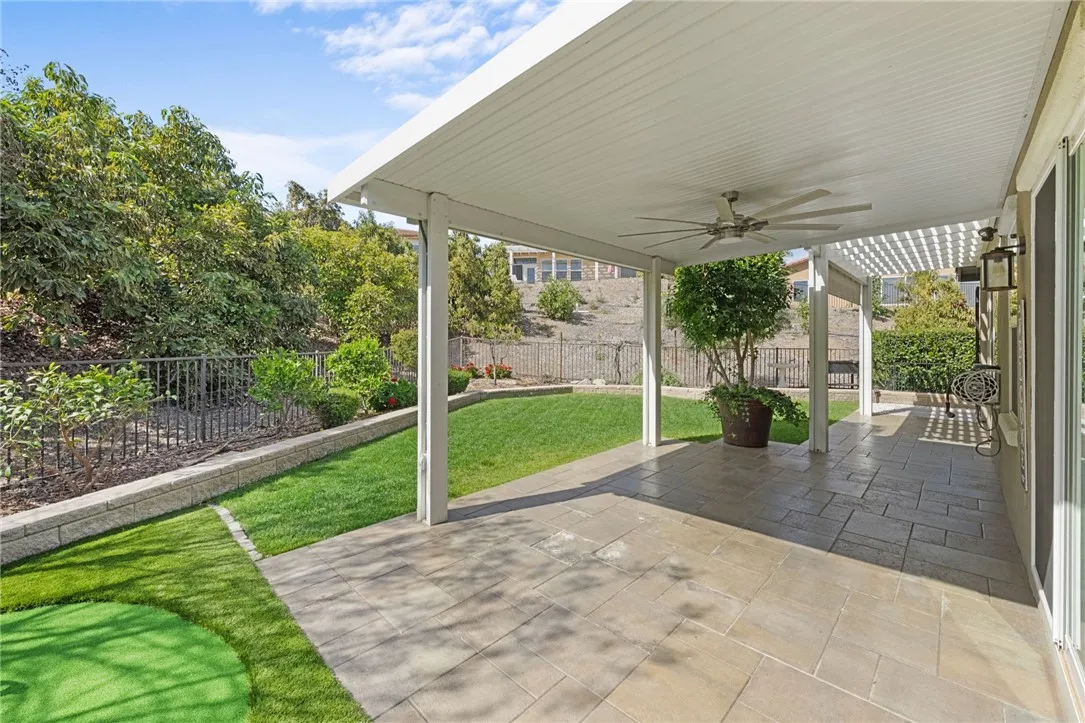 24463 Roses Court, Corona, California 92883 home-pic-30