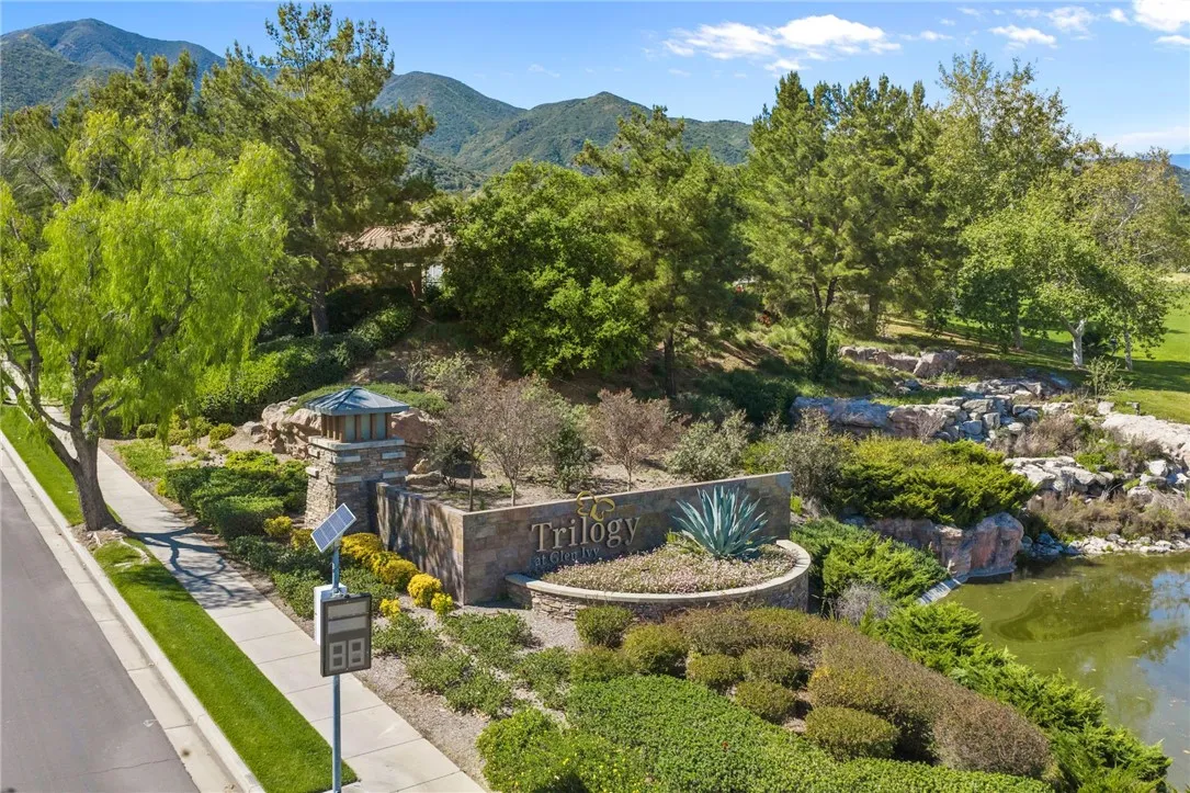 24463 Roses Court, Corona, California 92883 home-pic-35