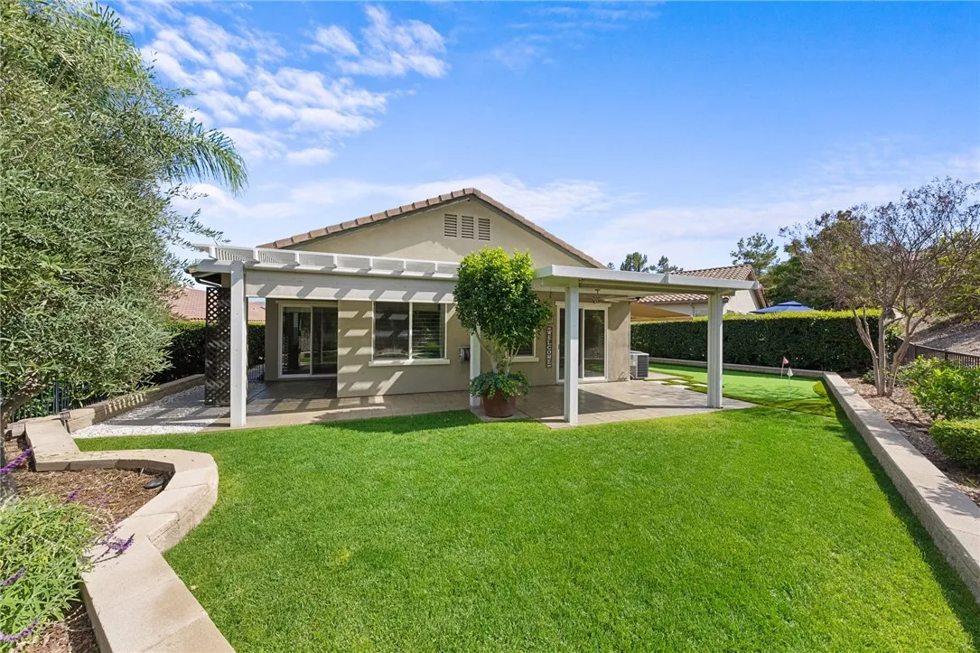 24463 Roses Court, Corona, California 92883 home-pic-32