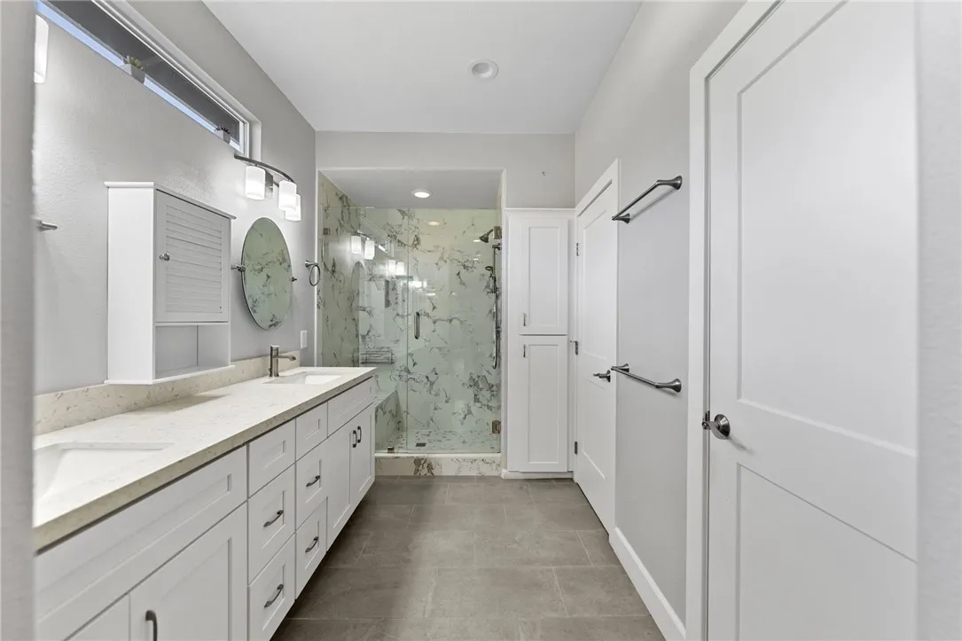 24463 Roses Court, Corona, California 92883 home-pic-17