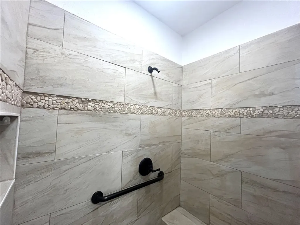 329 W Maitland, Ontario, California 91762 home-pic-17