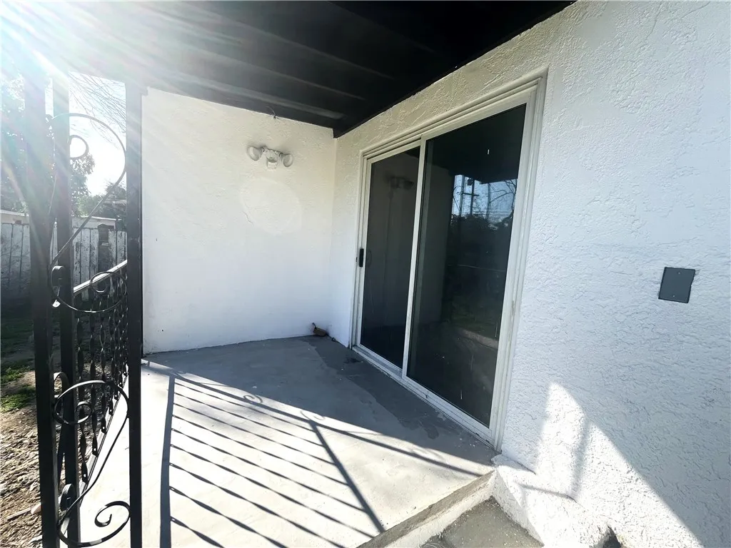 329 W Maitland, Ontario, California 91762 home-pic-22