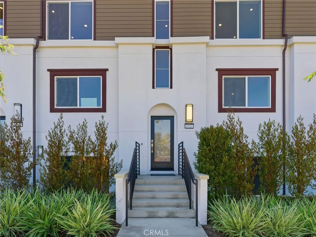 4511 Misty Place, San Diego, California 92117 home-pic-1