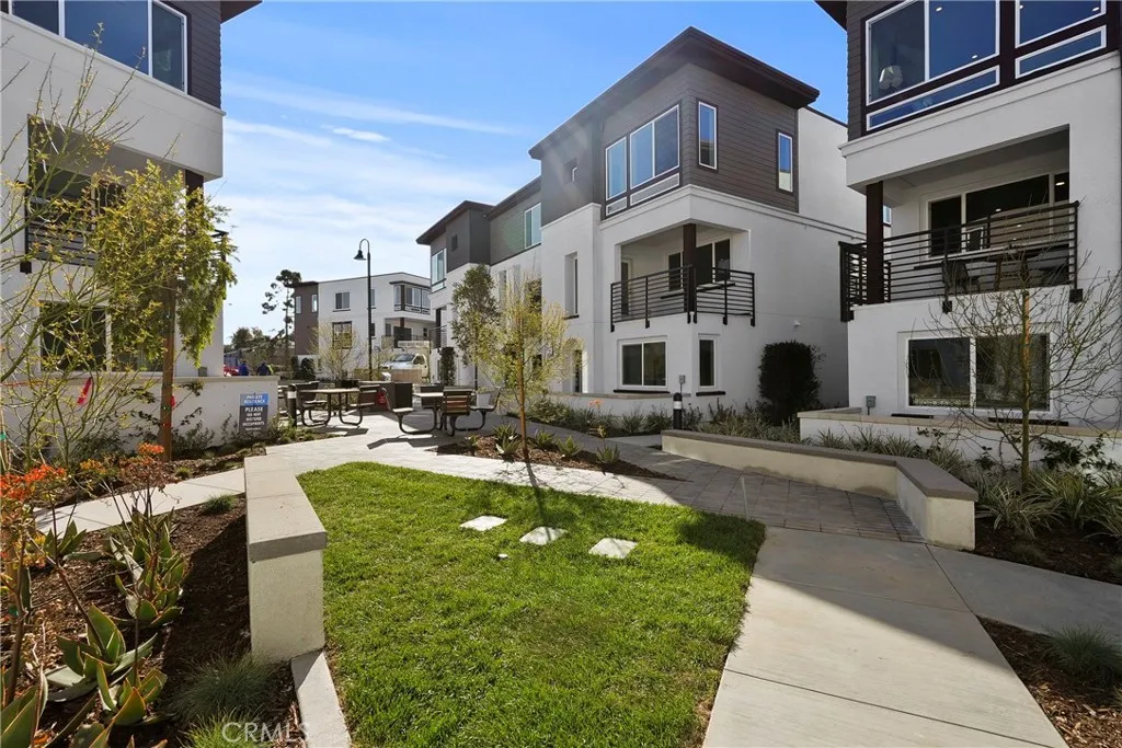 4511 Misty Place, San Diego, California 92117 home-pic-29