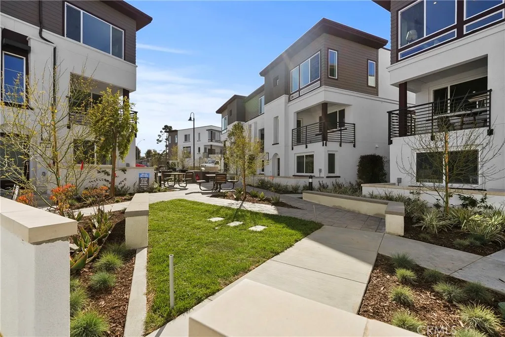 4511 Misty Place, San Diego, California 92117 home-pic-42