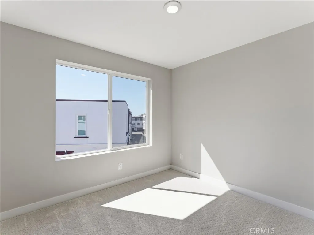 4511 Misty Place, San Diego, California 92117 home-pic-23