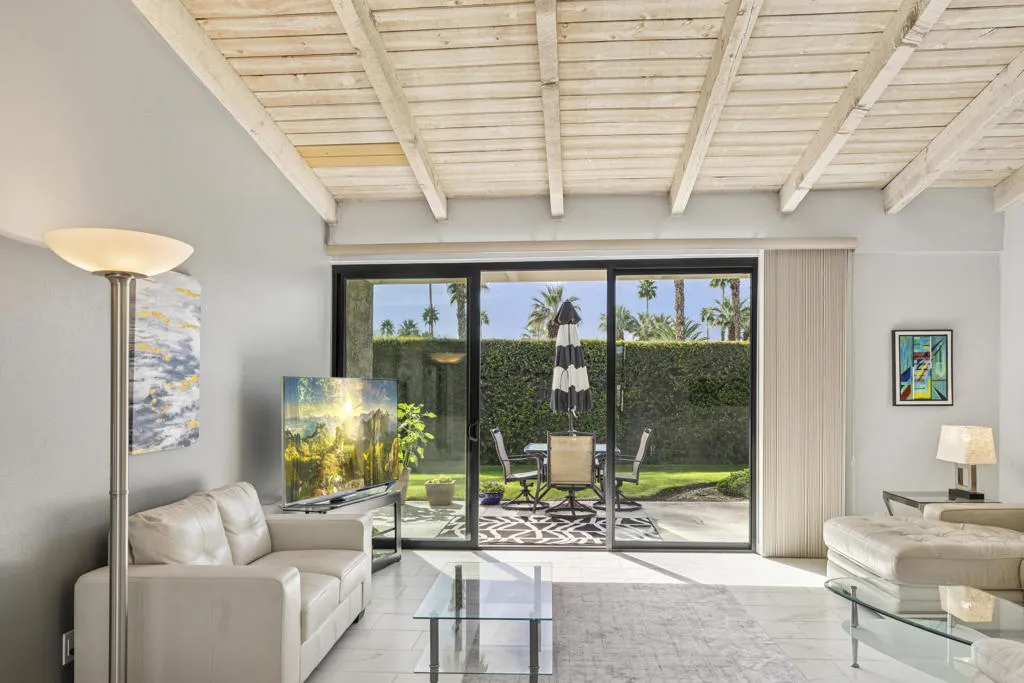 1715 E El Alameda, Palm Springs, California 92262 home-pic-6