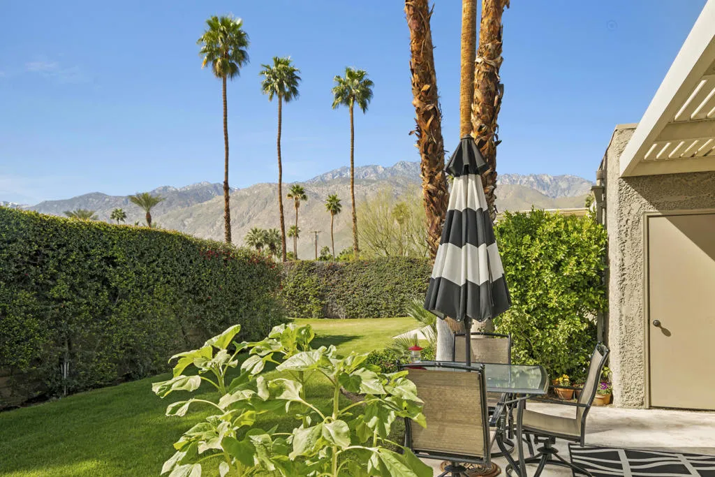 1715 E El Alameda, Palm Springs, California 92262 home-pic-26