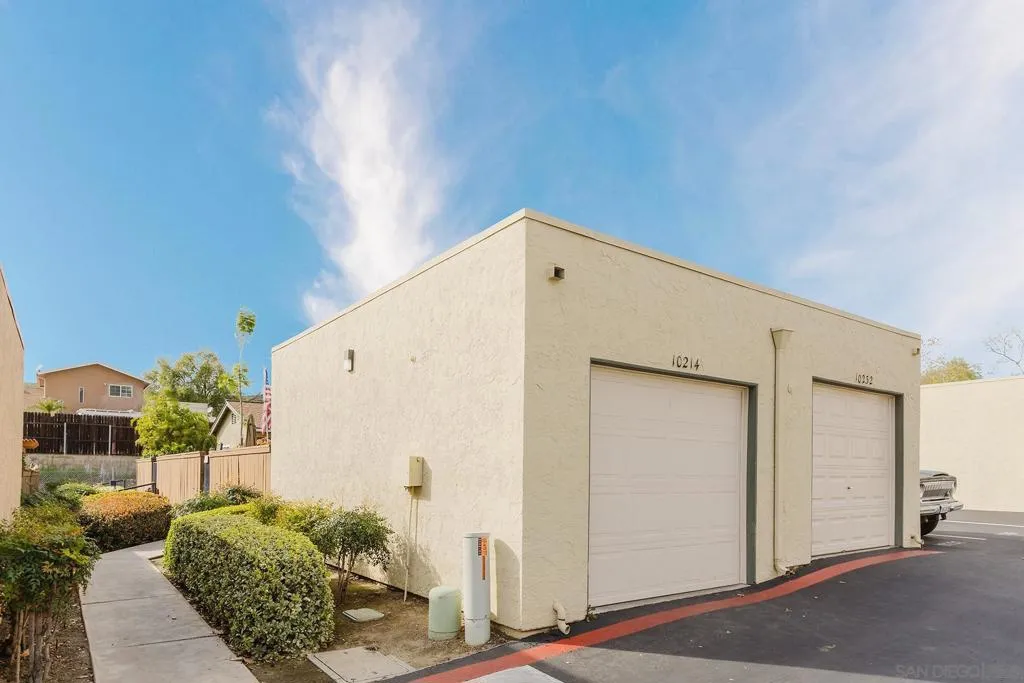 10214 Michala Pl, Santee, California 92071 home-pic-21