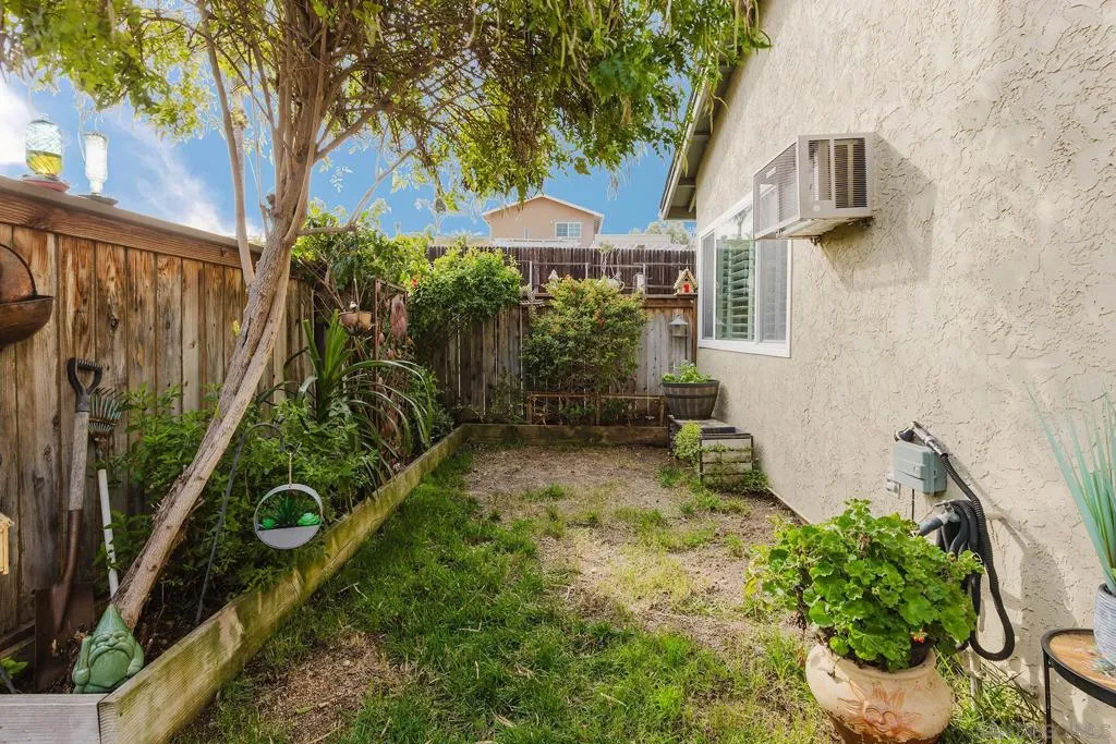 10214 Michala Pl, Santee, California 92071 home-pic-20