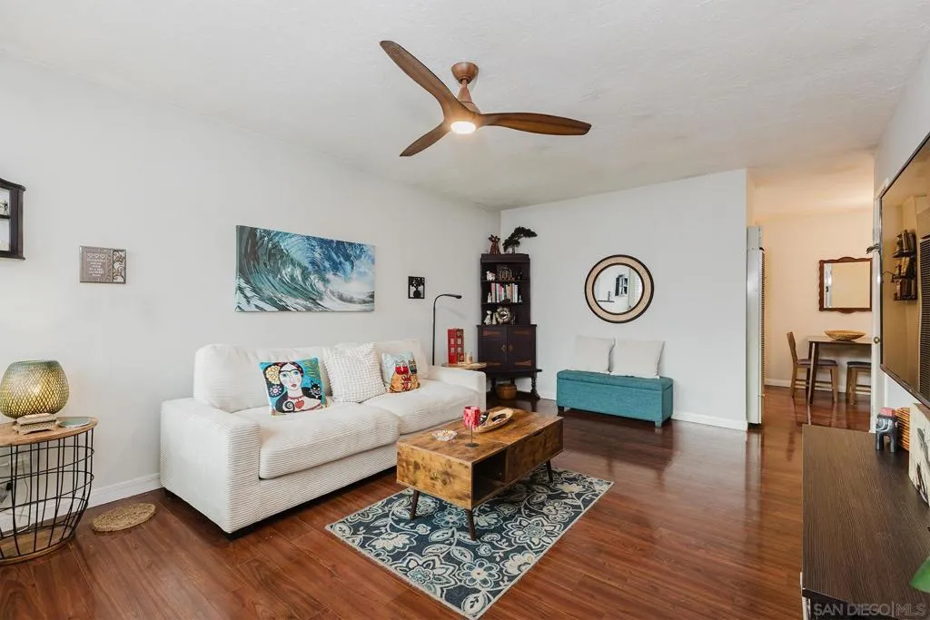 10214 Michala Pl, Santee, California 92071 home-pic-7