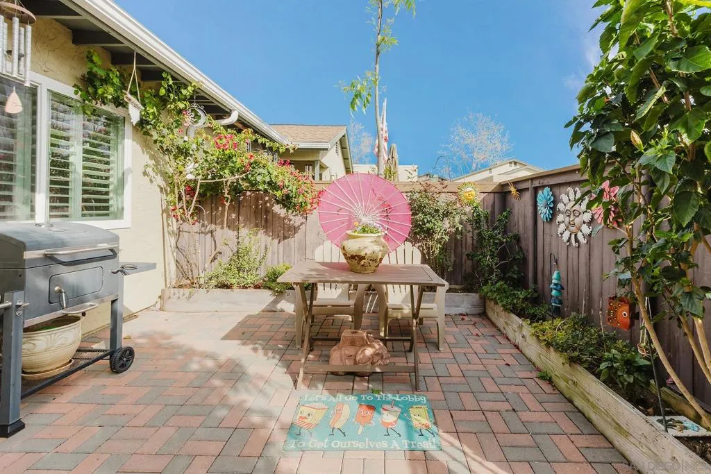 10214 Michala Pl, Santee, California 92071 home-pic-3