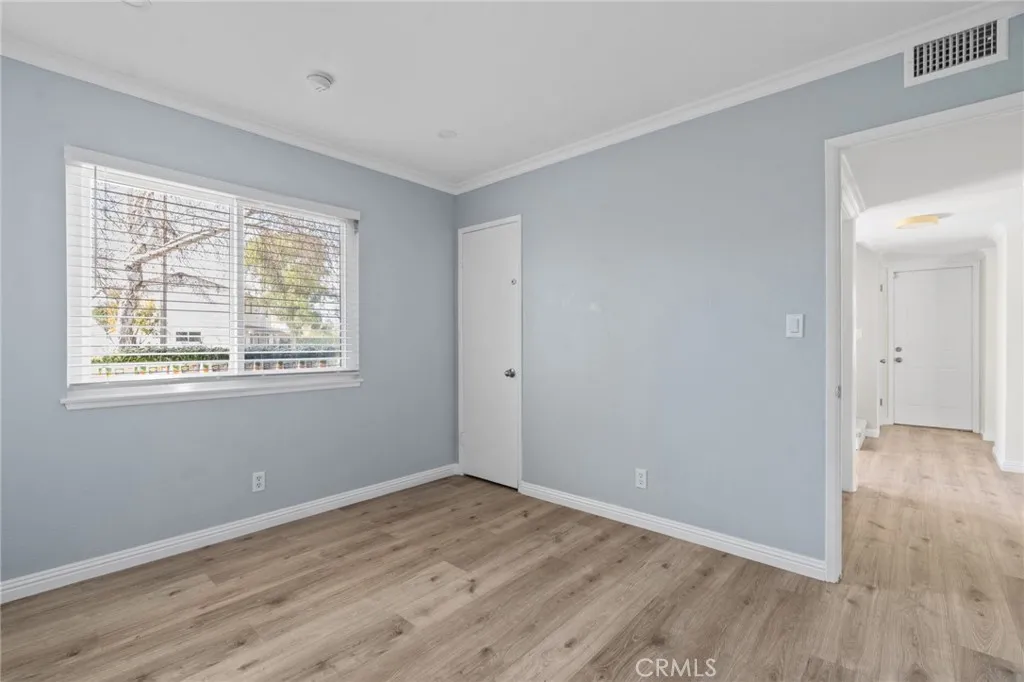 2165 Malcolm Street, Simi Valley, California 93065 home-pic-11
