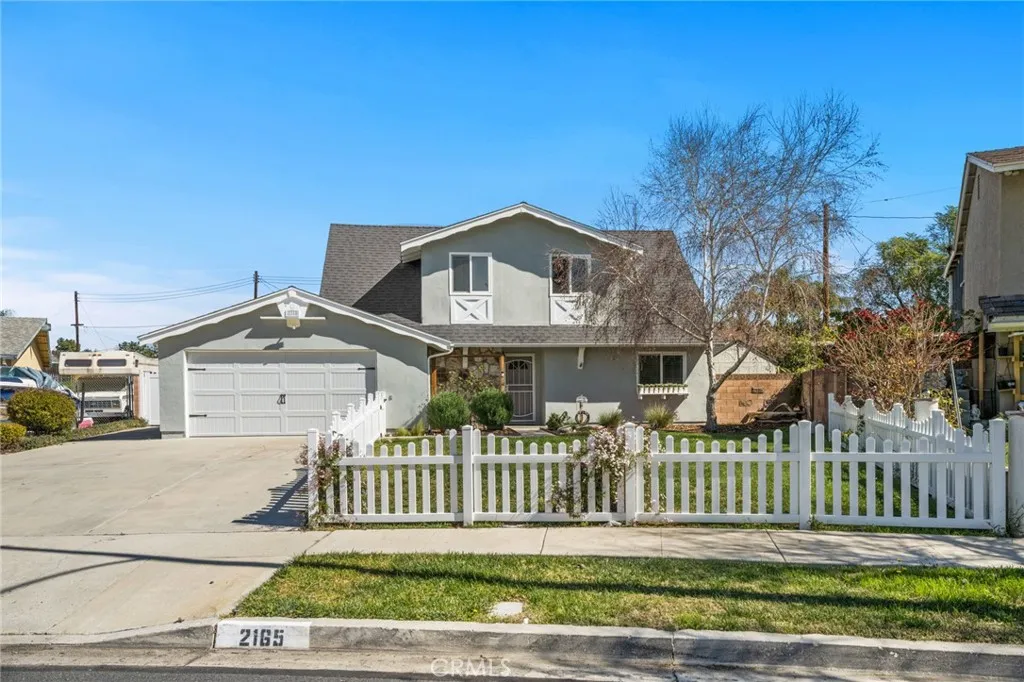 2165 Malcolm Street, Simi Valley, California 93065 home-pic-1