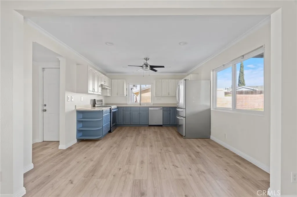 2165 Malcolm Street, Simi Valley, California 93065 home-pic-7
