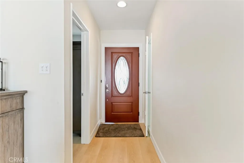 5450 Nagle Avenue, Sherman Oaks, California 91401 home-pic-3