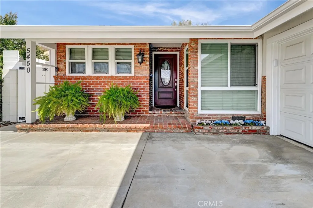 5450 Nagle Avenue, Sherman Oaks, California 91401 home-pic-2