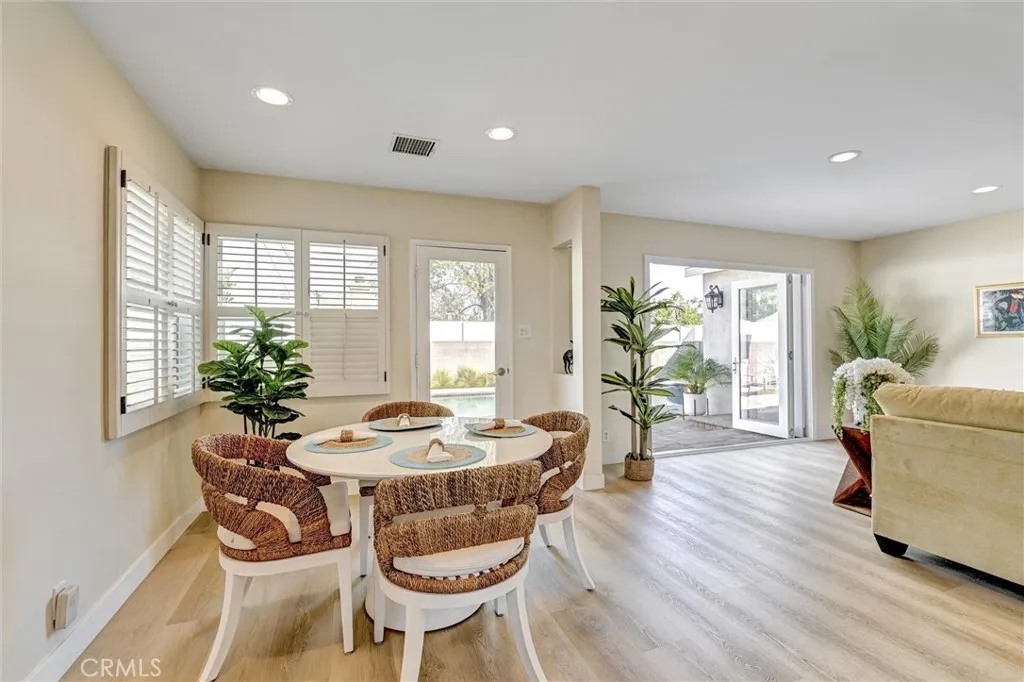 5450 Nagle Avenue, Sherman Oaks, California 91401 home-pic-13