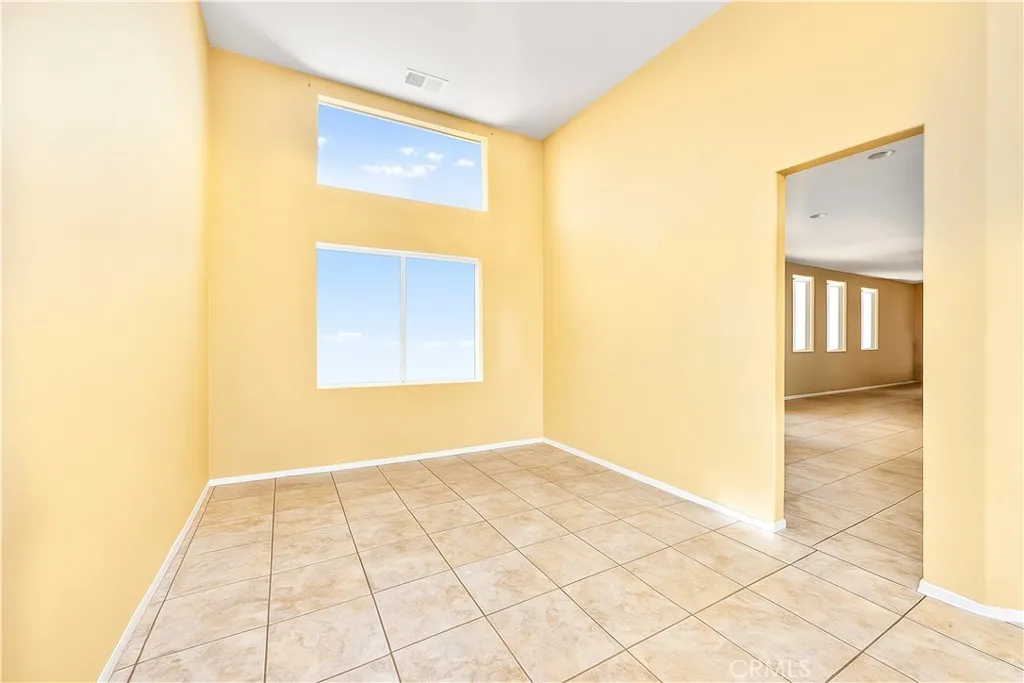 1721 Caseros, San Jacinto, California 92582 home-pic-6