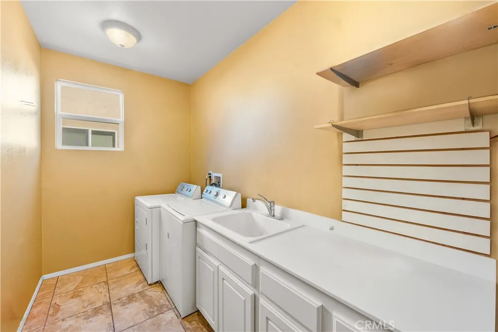 1721 Caseros, San Jacinto, California 92582 home-pic-49