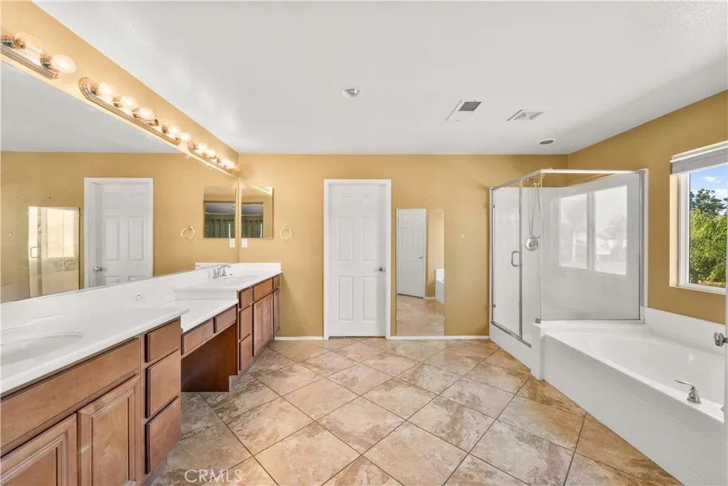 1721 Caseros, San Jacinto, California 92582 home-pic-61