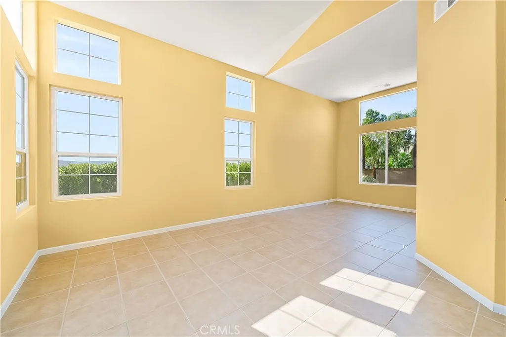 1721 Caseros, San Jacinto, California 92582 home-pic-25