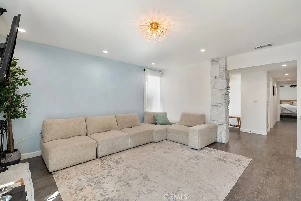 3317 Topaz, Fullerton, California 92831 home-pic-9