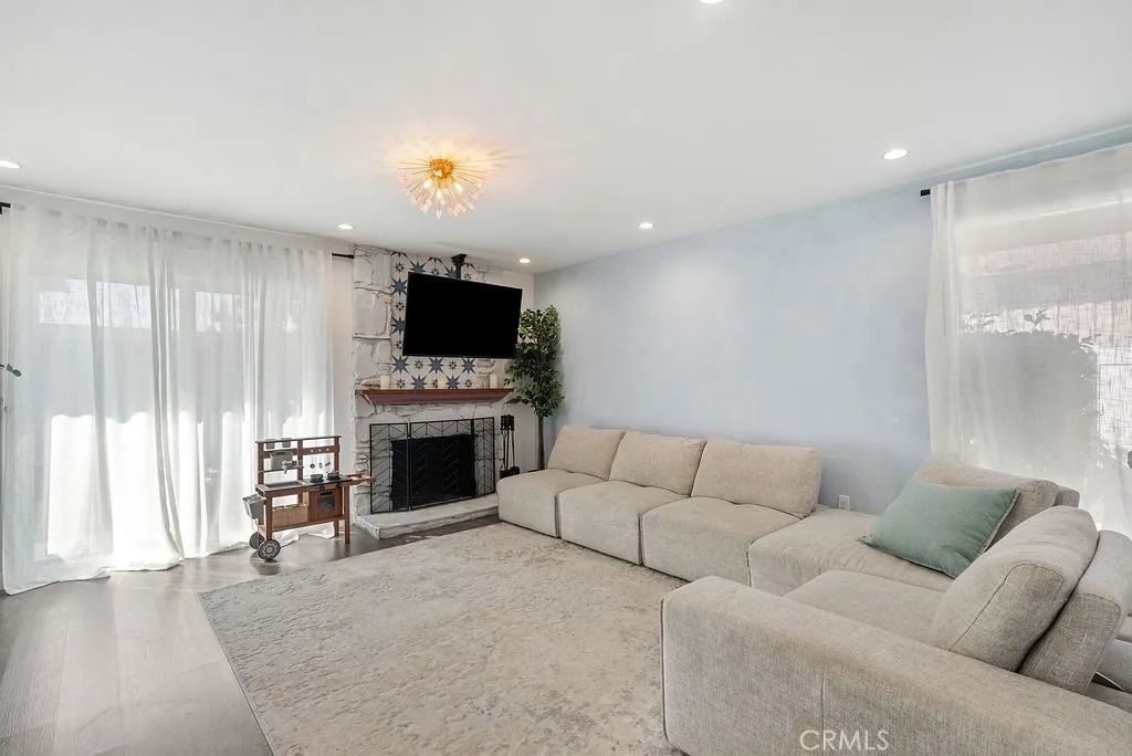 3317 Topaz, Fullerton, California 92831 home-pic-5
