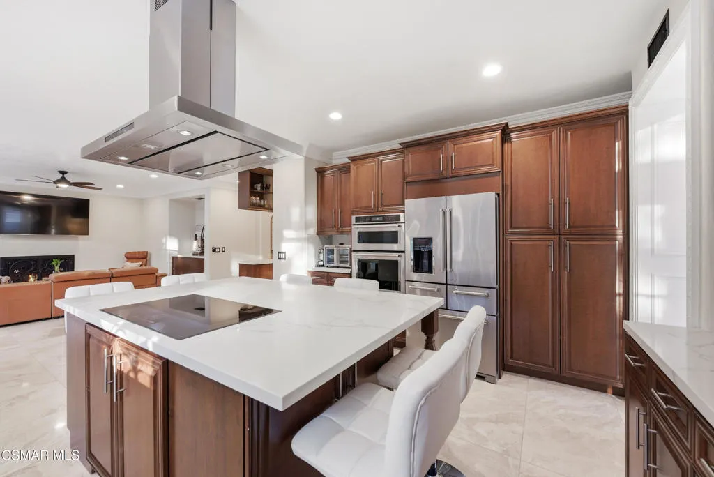 2605 Grandoaks Drive, Westlake Village, California 91361 home-pic-20