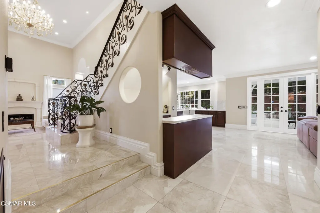 2605 Grandoaks Drive, Westlake Village, California 91361 home-pic-29