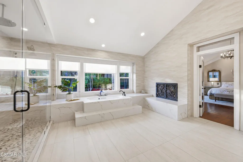 2605 Grandoaks Drive, Westlake Village, California 91361 home-pic-44