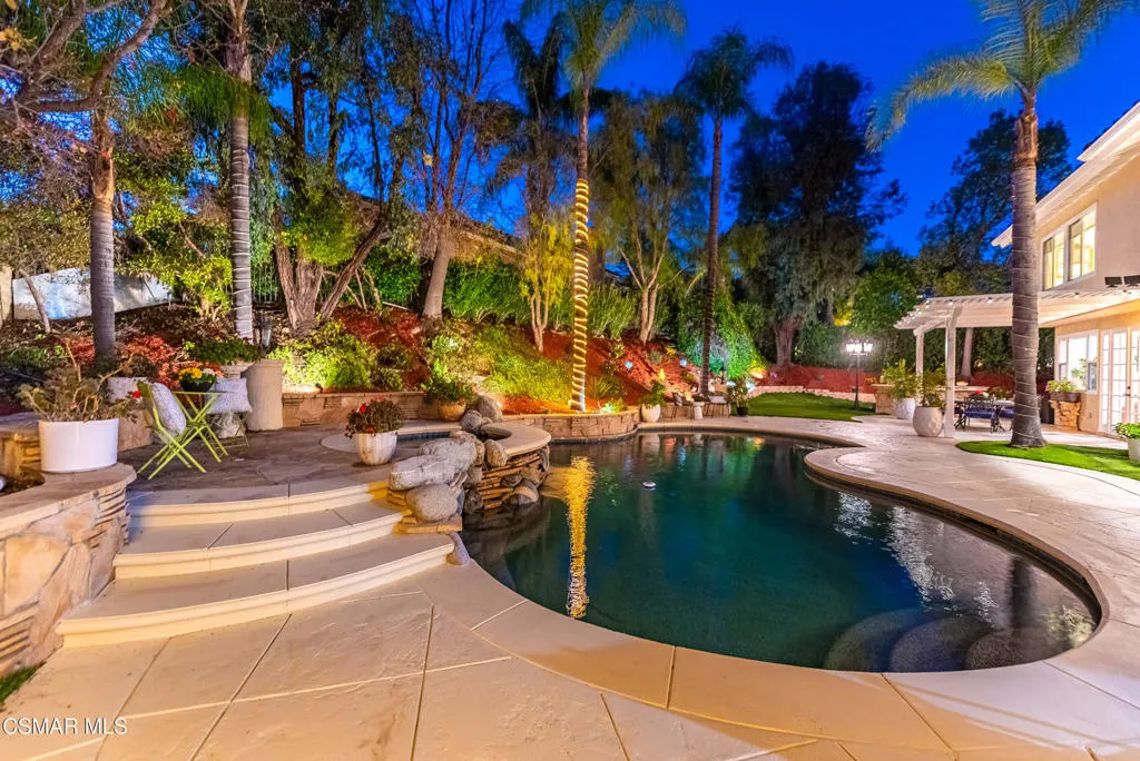 2605 Grandoaks Drive, Westlake Village, California 91361 home-pic-63