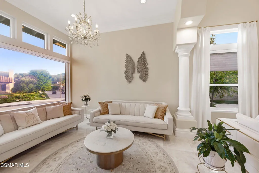 2605 Grandoaks Drive, Westlake Village, California 91361 home-pic-12