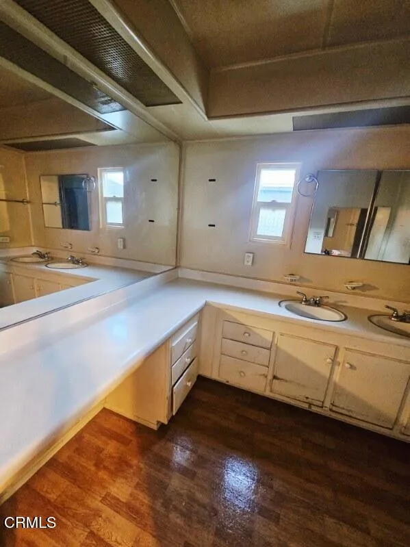 blackburn9masterbath