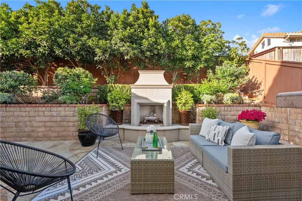9 Calle Larspur, Rancho Santa Margarita, California 92688 home-pic-36