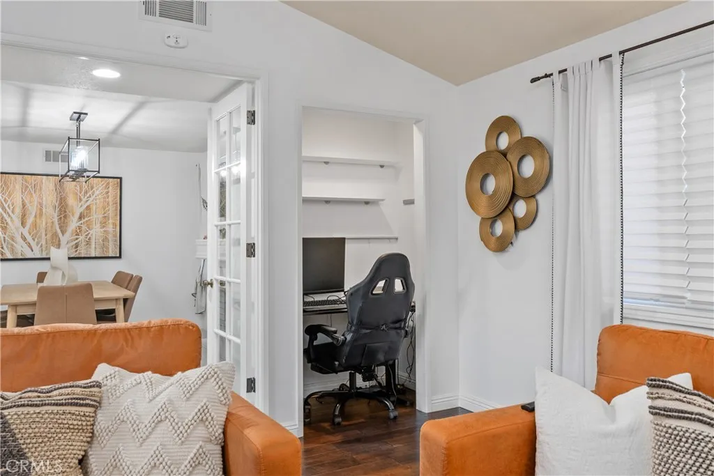 9 Calle Larspur, Rancho Santa Margarita, California 92688 home-pic-23