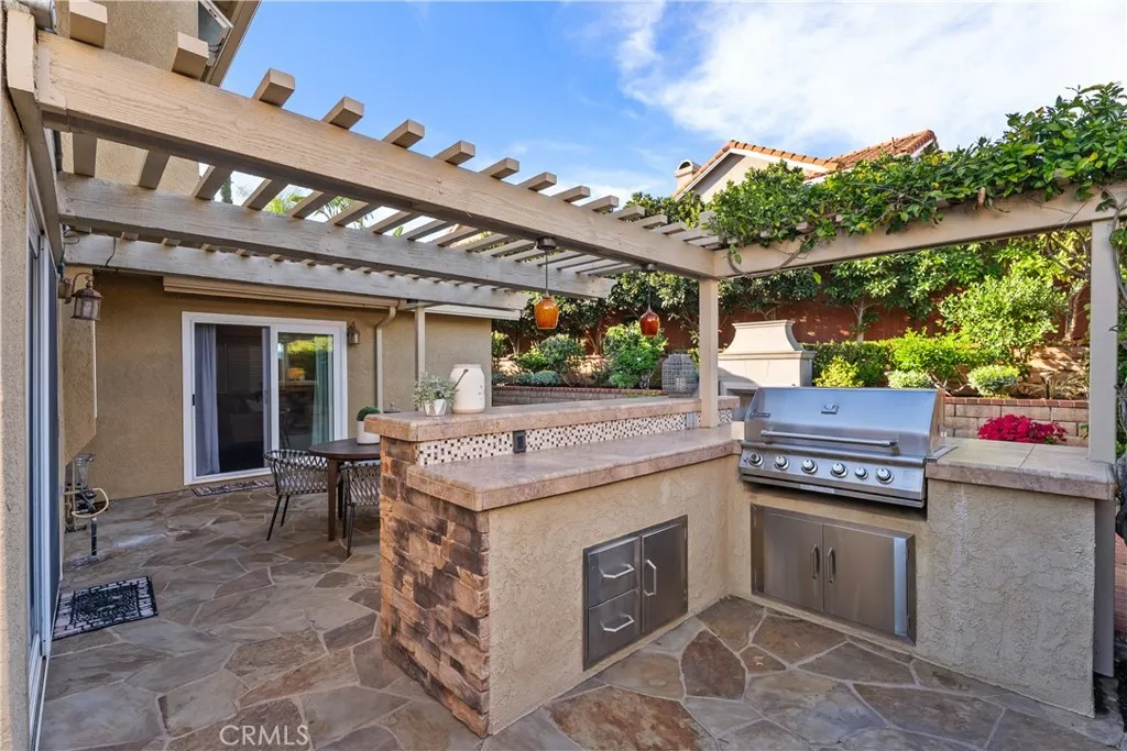 9 Calle Larspur, Rancho Santa Margarita, California 92688 home-pic-39