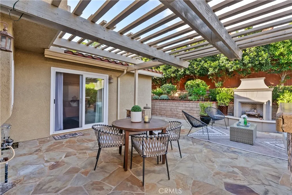 9 Calle Larspur, Rancho Santa Margarita, California 92688 home-pic-40