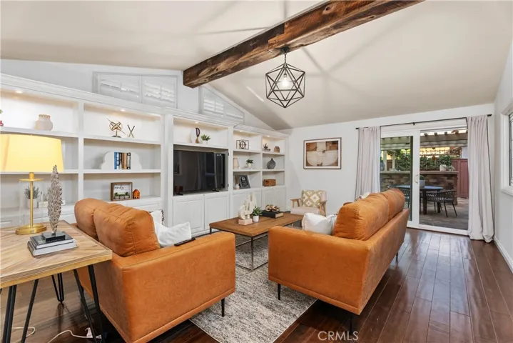 Massive family room with built ins