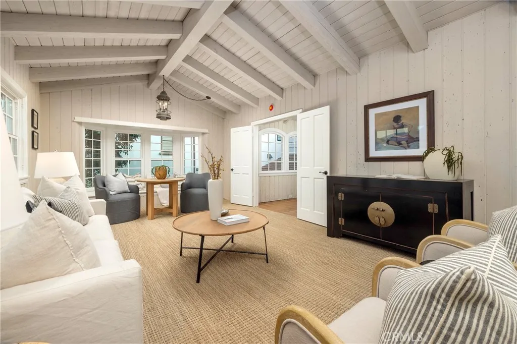 1516 E Ocean Front, Newport Beach, California 92661 home-pic-17