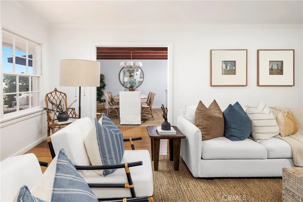 1516 E Ocean Front, Newport Beach, California 92661 home-pic-7