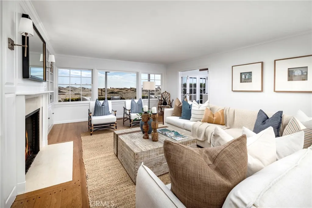 1516 E Ocean Front, Newport Beach, California 92661 home-pic-6