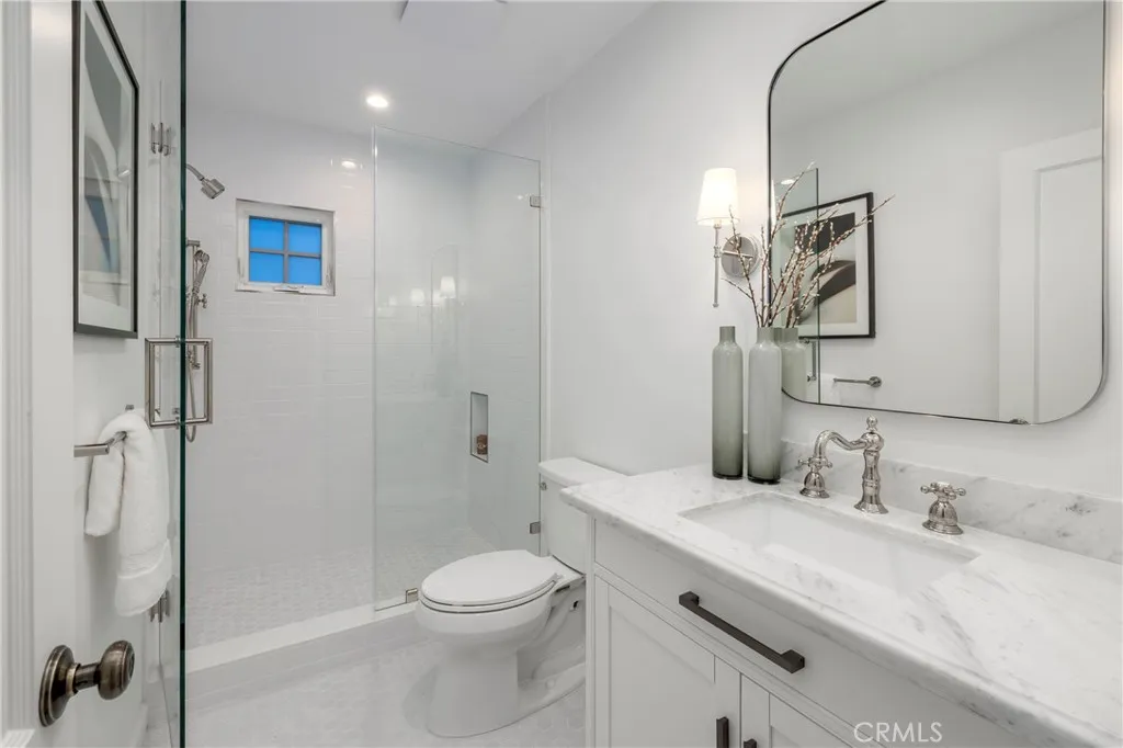 1516 E Ocean Front, Newport Beach, California 92661 home-pic-34